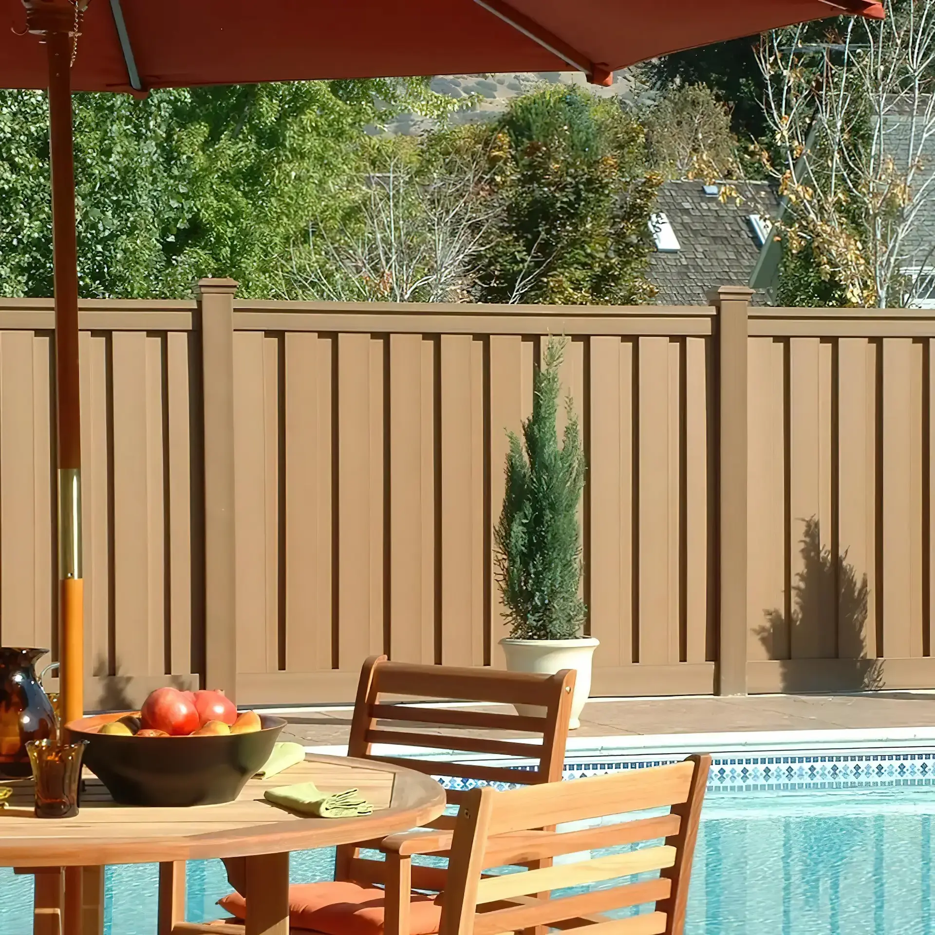 Trex saddle pool fence