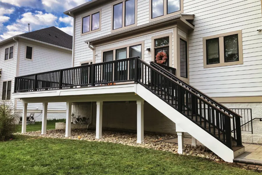 home-elevated-deck-with-black-stairs-on-the-virginia