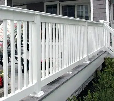 superior-vinyl-railing-on-the-virginia