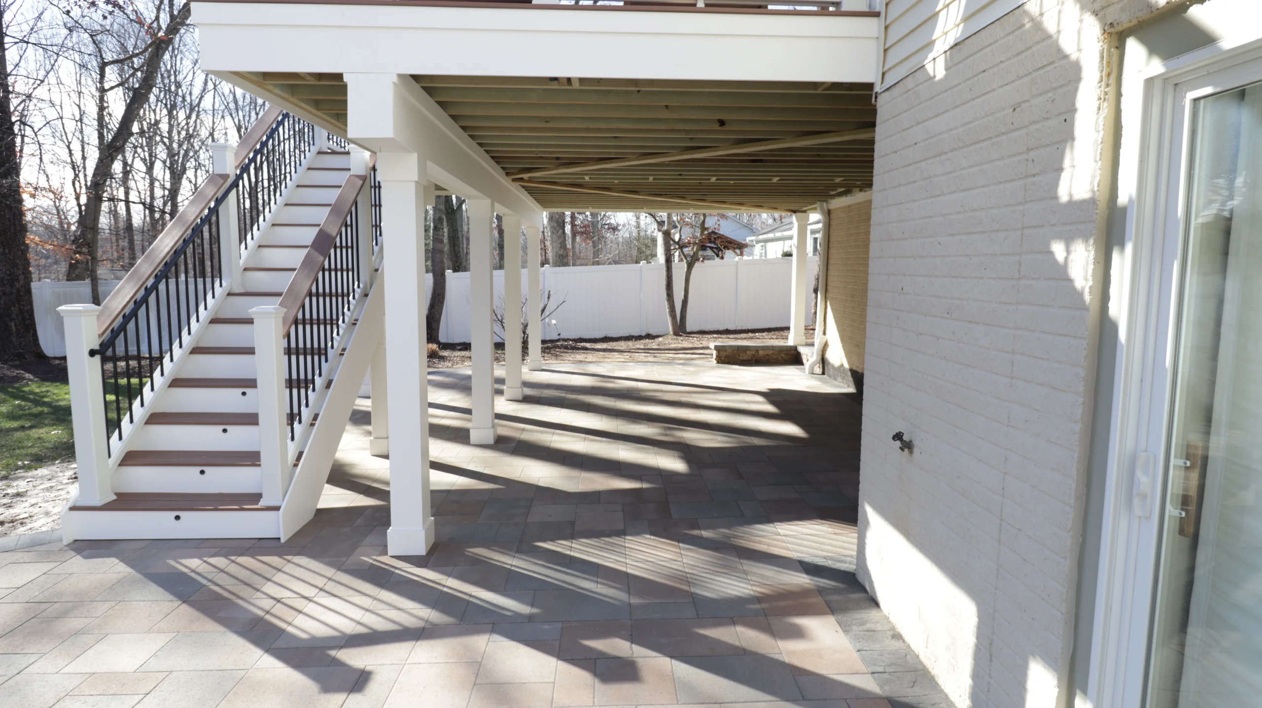 under-deck-system-with-lighting-stairs-steps-on-the-virginia